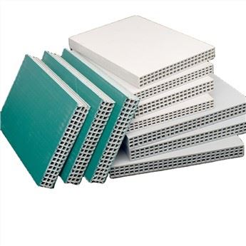 Tauler de formigó de forma plàstica